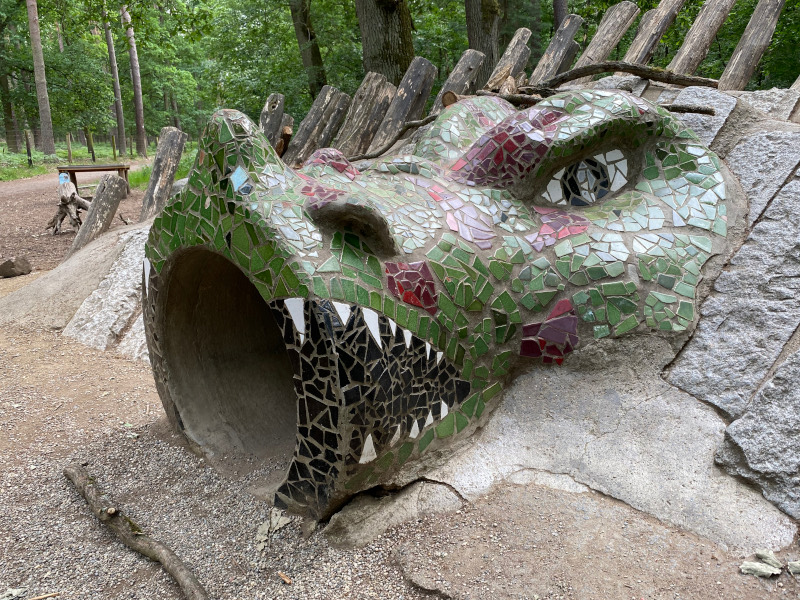 Burg Dragon &ndash; Abenteuerspielplatz mit Drachenrutsche