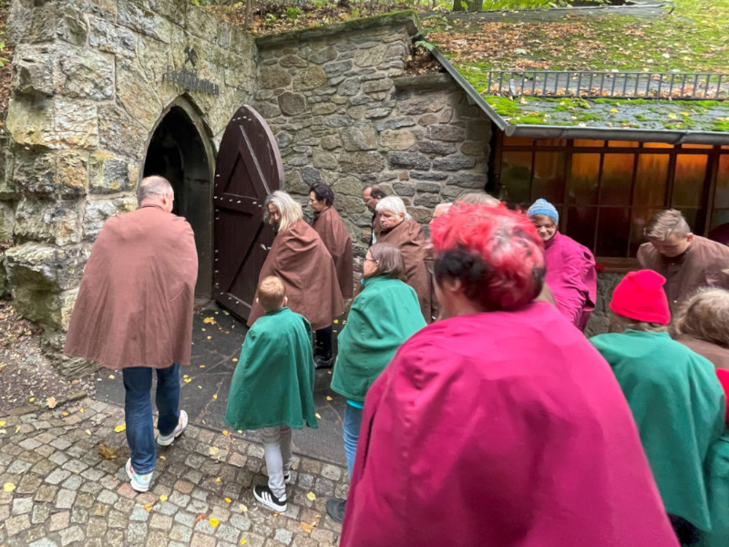 Burg Dragon &ndash; Höhlenführungen